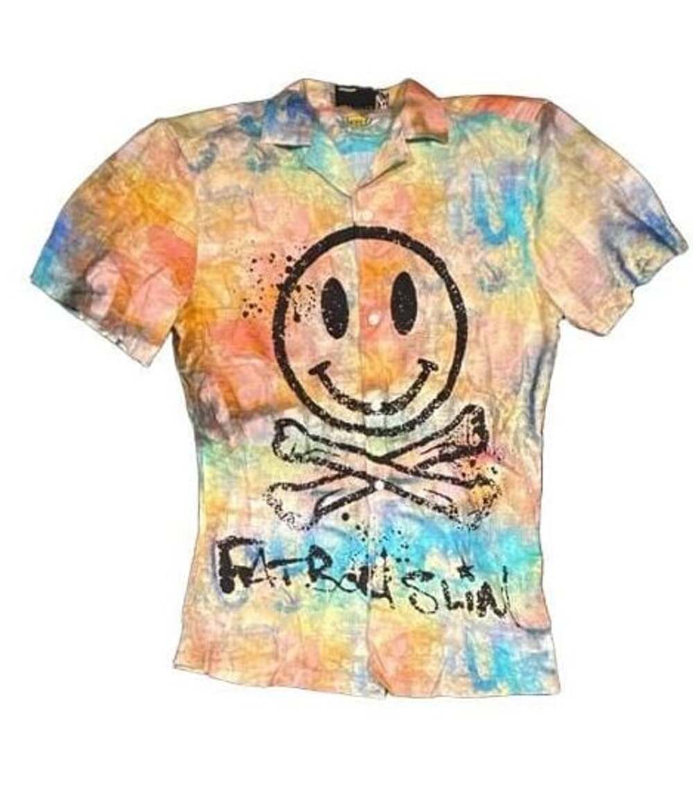 ASOS DESIGN Fatboy Slim Smiley Face Size 2XS Button Down Shirt Multi